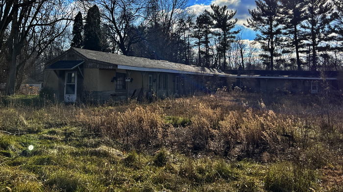 Star Lite Motel - Nov 25 2022 (newer photo)